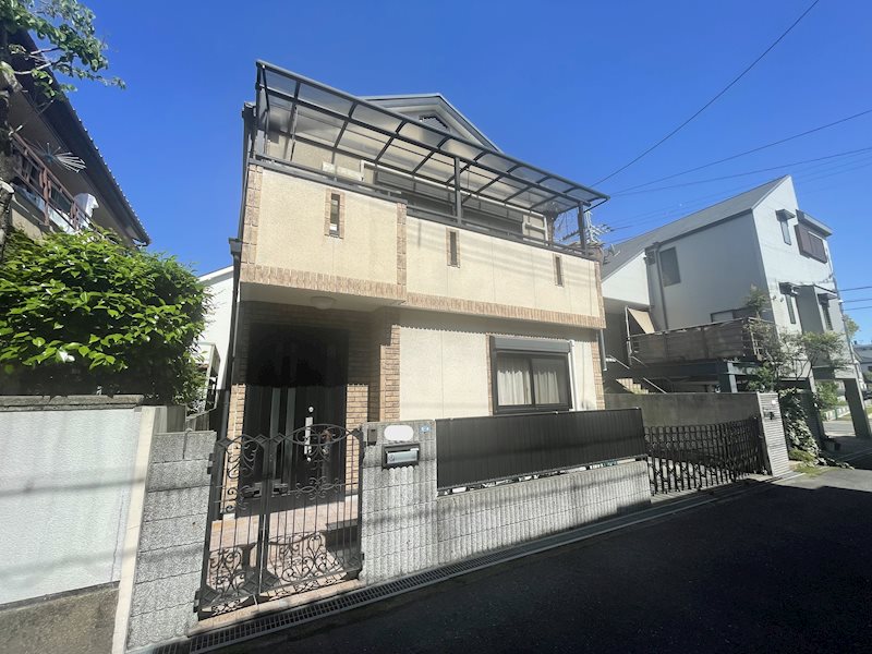 箕面市百楽荘3丁目　中古戸建 明るい時、暗い時など雰囲気を確認してみてくださいね！